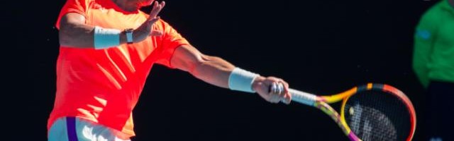 Jiuyou-纳达尔横扫晋级澳网第三轮 展现超强抗干扰专注力