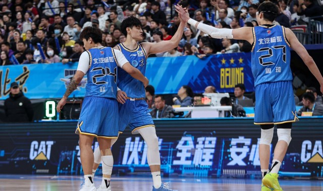 九游娱乐-有伤！媒体人：曾凡博和周琦全明星时间不多 提前和教练组说好了