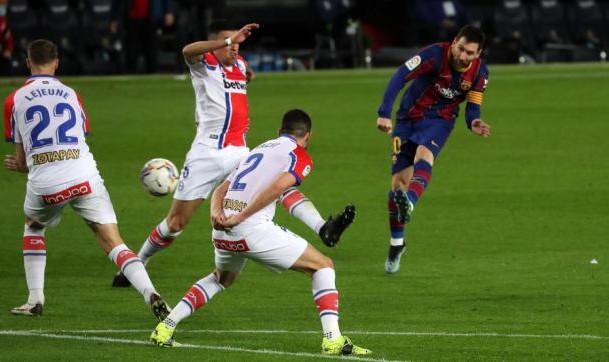 九游娱乐-梅西状态入神增加对巴黎胜算？巴萨最大问题仍无解