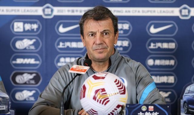 九游娱乐-何塞为球队做心理疏导 大连欲赢重庆提前保级