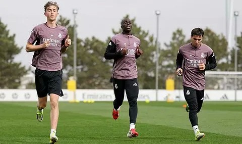 科贝：皇马主力球员今日进行康复训练，姆巴佩等人仍在恢复